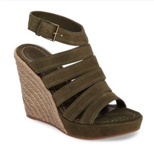 Worn Once! Tory Burch Banana Leaf Wedges -Size 8.5
